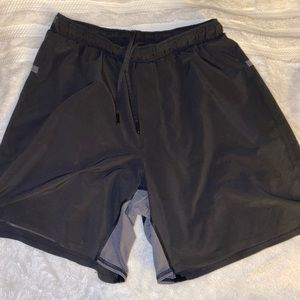 Mens black Lululemon athletic yoga shorts